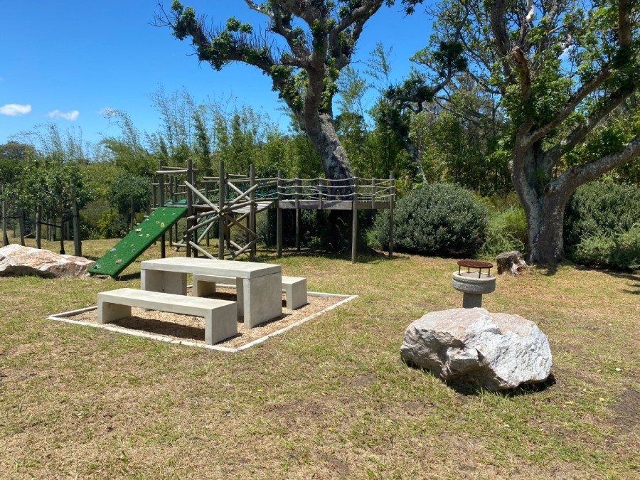 Commercial Property for Sale in Charlo Eastern Cape